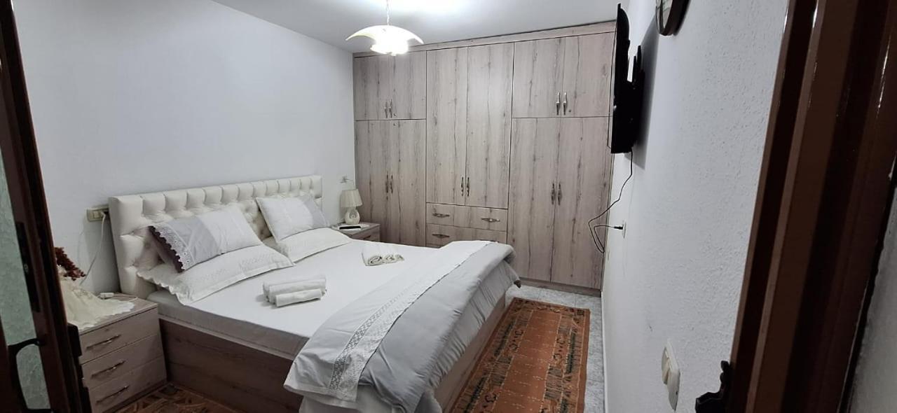 Marbi Guest House Gjirokastër 外观 照片