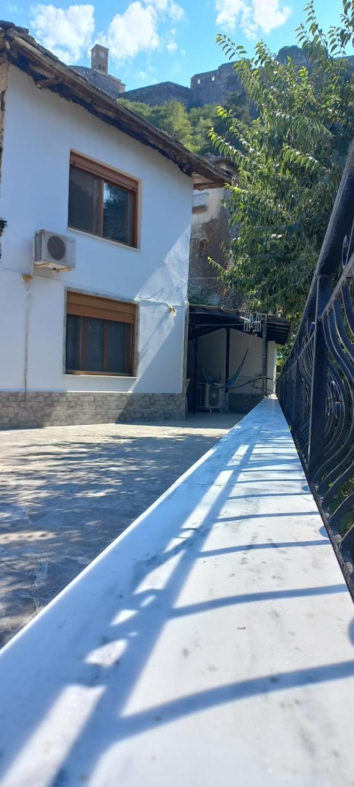 Marbi Guest House Gjirokastër 外观 照片