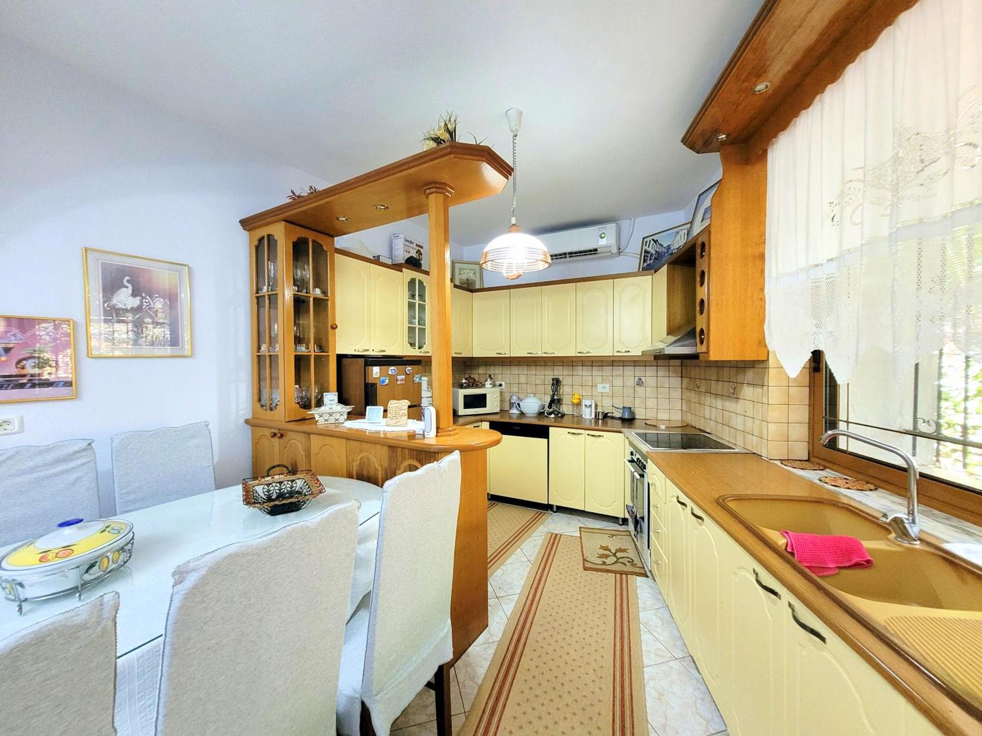 Marbi Guest House Gjirokastër 外观 照片